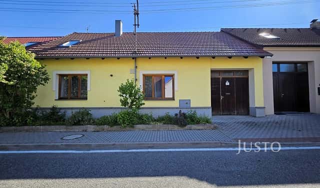 Prodej domu 156 m² s pozemkem 443 m², Bechyňská, Bernartice, okres Písek