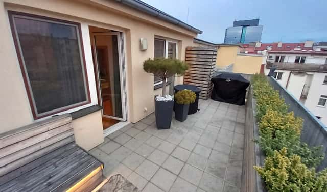 Pronájem bytu 2+kk 42 m², Přístavní, Praha 7 – Holešovice