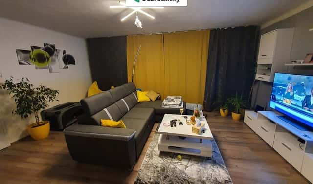 Prodej bytu 3+1 100 m², Šumavská, Karlovy Vary