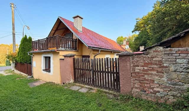 Prodej domu 140 m² s pozemkem 431 m², Liběšice – Dobříčany, okres Louny
