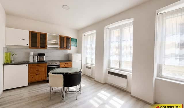 Prodej domu 120 m² s pozemkem 35 m², Znojmo