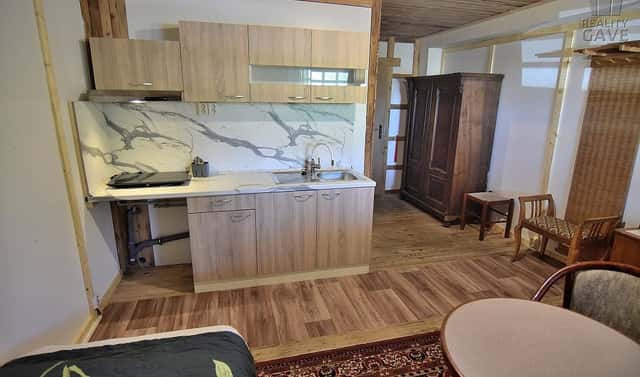 Pronájem bytu 1+kk 25 m², Čisovice, okres Praha-západ