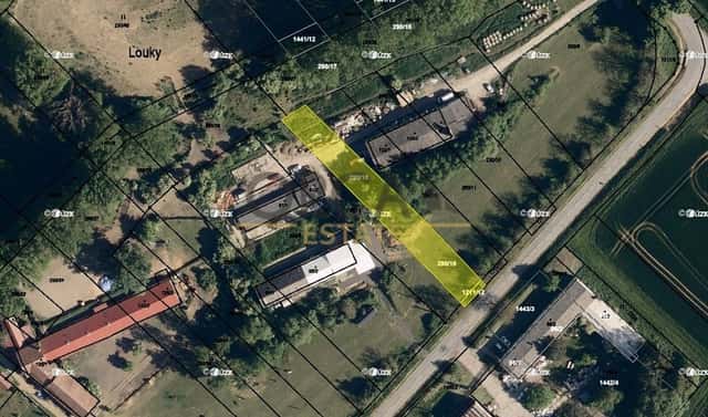 Prodej pozemku 128 m², Kroměříž