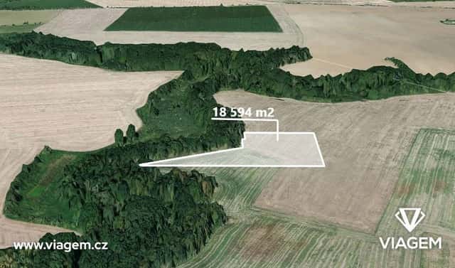 Prodej pole 18 594 m², Praha 10