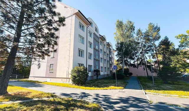 Prodej bytu 3+1 78 m², Lesní, Plzeň – Doubravka, okres Plzeň-město