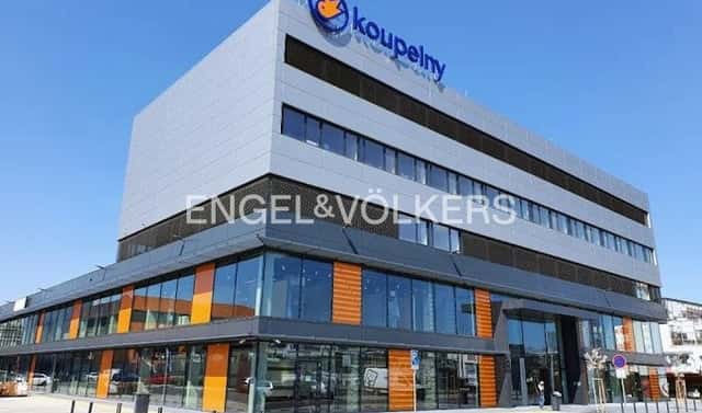 Pronájem kanceláře 200 m², Poděbradská, Praha 9 – Vysočany