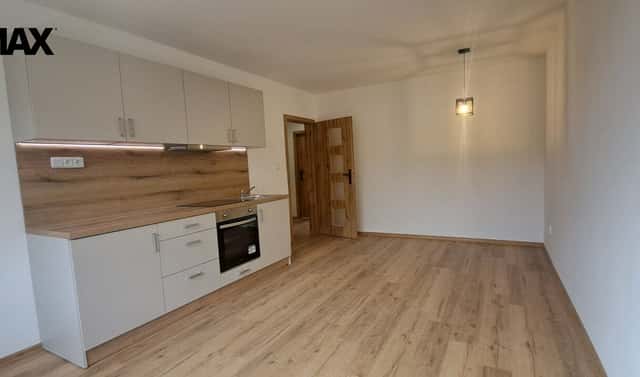 Pronájem bytu 3+kk 62 m², Zvonková, Ústí nad Labem – Severní Terasa