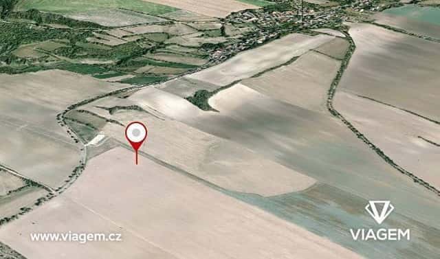 Prodej pole 13 847 m², Vysoká, okres Mělník