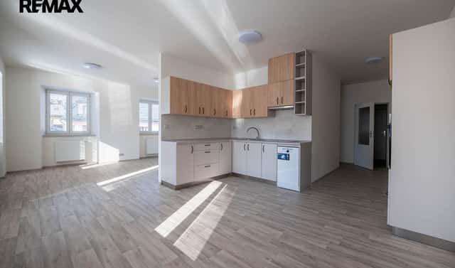Pronájem bytu 3+kk 83 m², Nová Paka, okres Jičín