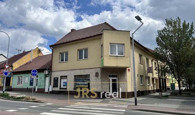 Pronájem obchodních prostor 143 m², tř. Masarykova, Veselí nad Moravou, okres Hodonín