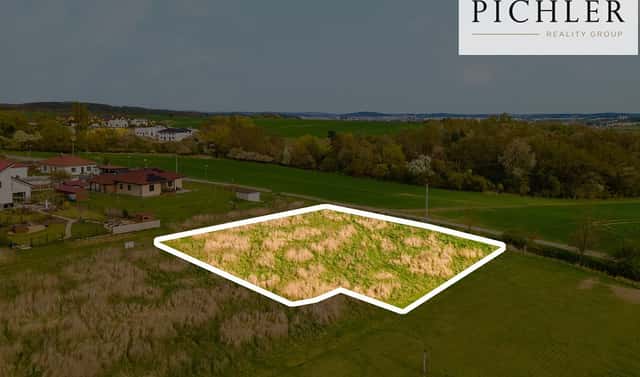 Prodej stavebního pozemku 1 932 m², Plzeň, okres Plzeň-město