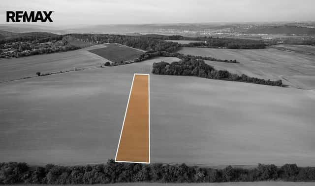 Prodej pole 5 652 m², Praha 4
