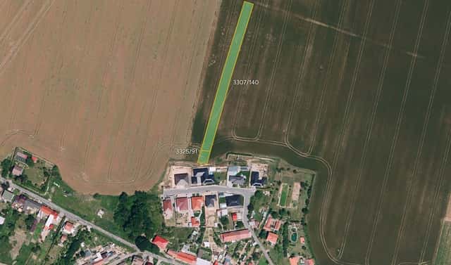 Prodej pole 15 256 m², Višňové, okres Znojmo