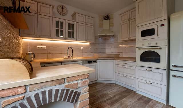 Prodej bytu 3+1 98 m², Zámecká, Vranov nad Dyjí, okres Znojmo