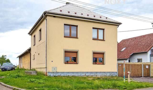 Prodej domu 212 m² s pozemkem 1 302 m², Lužec nad Cidlinou, okres Hradec Králové