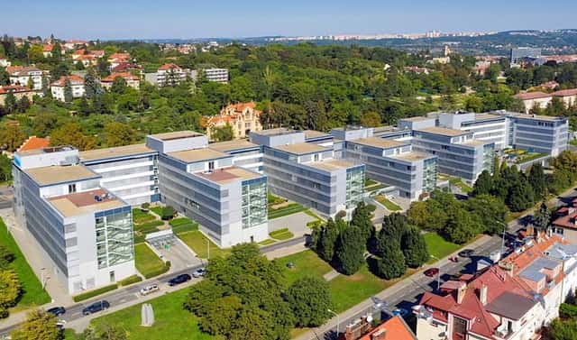 Pronájem kanceláře 220 m², Praha 6