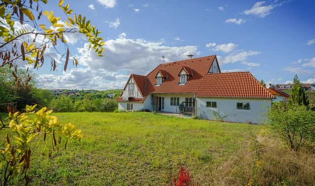Prodej domu 153 m² s pozemkem 1 447 m², Na Skále, Statenice – Černý Vůl, okres Praha-západ