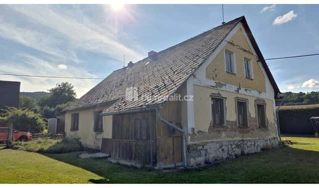 Prodej domu 150 m² s pozemkem 1 173 m², Černíkov – Slavíkovice, okres Klatovy