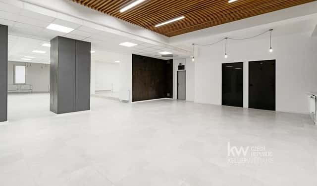 Pronájem obchodních prostor 427 m², Berlínská, Tábor