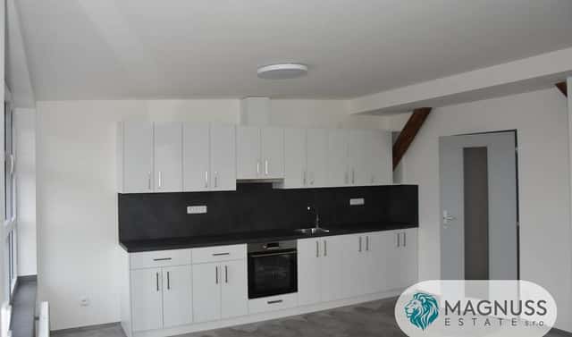 Pronájem bytu 2+kk 40 m², náměstí Svobody, Šternberk, okres Olomouc