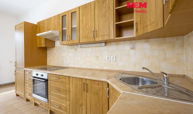Pronájem bytu 3+1 108 m², Tržní náměstí, Nový Bor, okres Česká Lípa