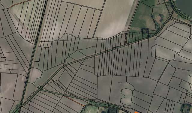 Prodej pole 215 m², Strašov, okres Pardubice