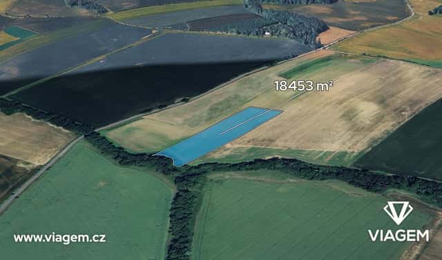 Prodej pole 18 453 m², Loukov, okres Kroměříž