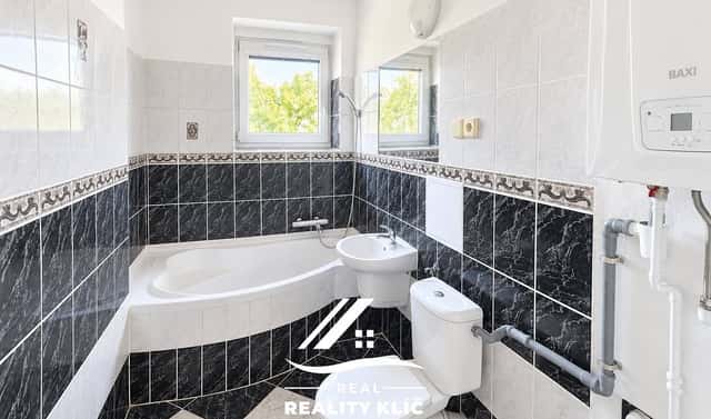 Pronájem bytu 2+1 55 m², Boženy Němcové, Hlučín, okres Opava