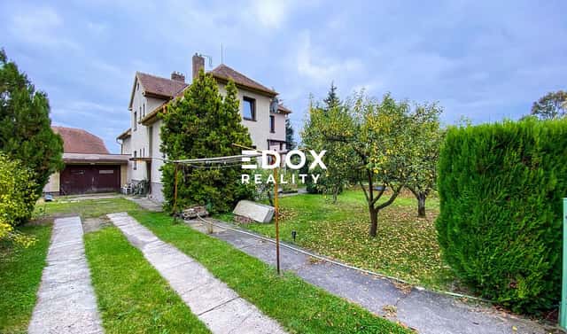 Prodej domu 259 m² s pozemkem 1 470 m², Dolní Roveň, okres Pardubice