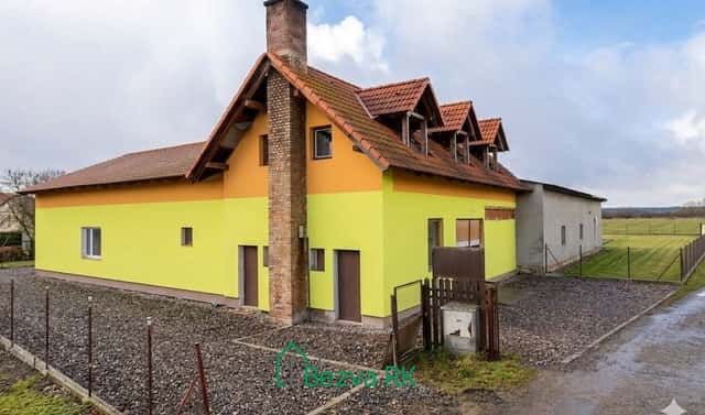 Prodej výrobních prostor 1 924 m², Čimelice, okres Písek