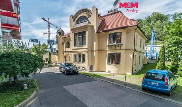 Prodej kanceláře 664 m², Praha 5 – Smíchov