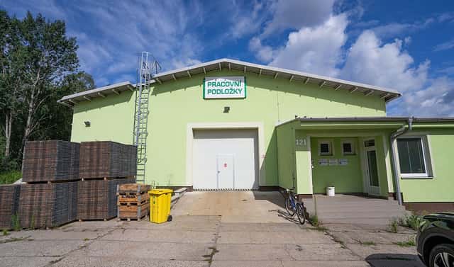 Prodej výrobních prostor 1 650 m², Týniště nad Orlicí – Štěpánovsko, okres Rychnov nad Kněžnou