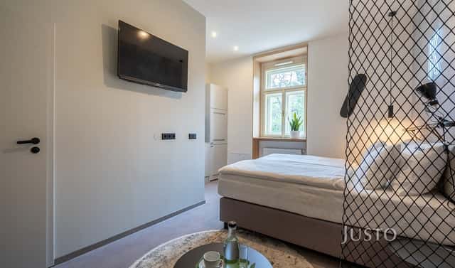 Prodej bytu 1+kk 25 m², Prvního pluku, Praha 8 – Karlín