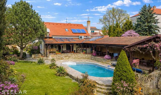 Prodej komerčního objektu (jiného typu) 665 m², Štítary, okres Znojmo