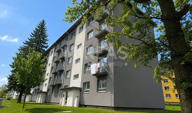 Pronájem bytu 2+kk 32 m², Spojovací, Milovice – Mladá, okres Nymburk