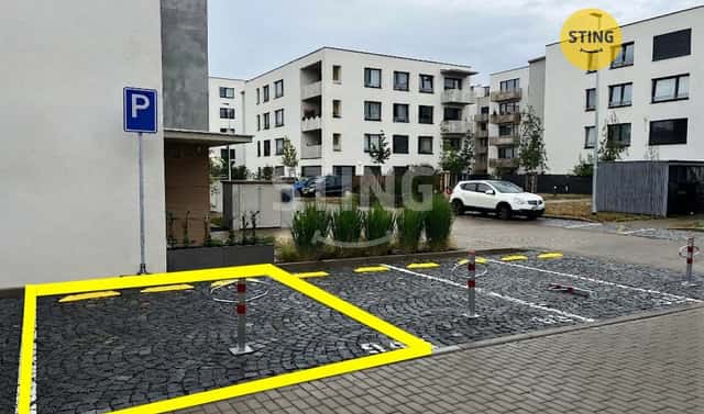 Pronájem parkovacího stání, Pardubice – Pardubičky
