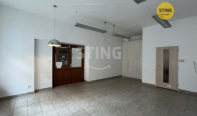 Pronájem obchodních prostor 38 m², Drůbeží trh, Opava – Město