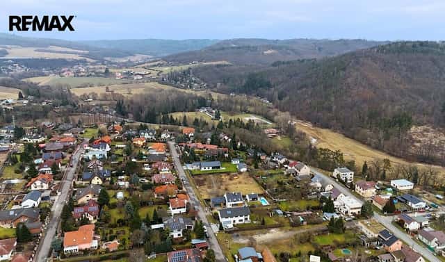 Prodej komerčního pozemku 1 063 m², Chrustenice, okres Beroun