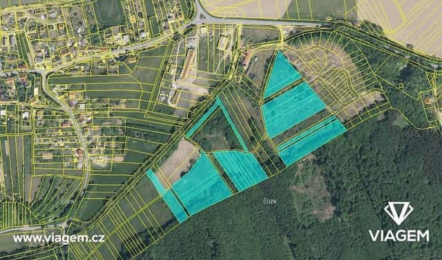 Prodej pole 2 501 m², Bělov, okres Zlín