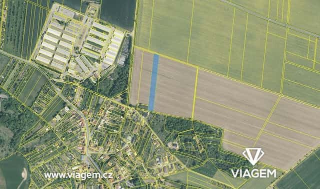 Prodej pole 2 802 m², Kroměříž