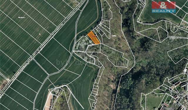 Prodej lesa 1 050 m², Mšeno, okres Mělník