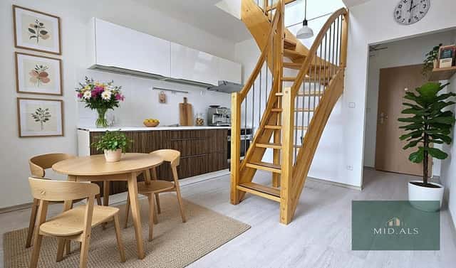 Pronájem bytu atypického 38 m², Herejkova, Starý Plzenec, okres Plzeň-město