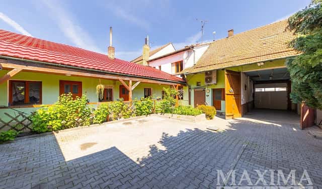 Prodej domu 277 m² s pozemkem 931 m², Němčičky, okres Břeclav