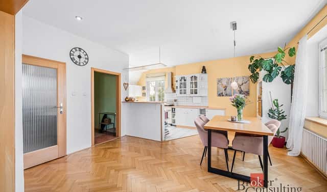 Prodej domu 250 m² s pozemkem 574 m², Olšová, Plzeň – Východní Předměstí, okres Plzeň-město