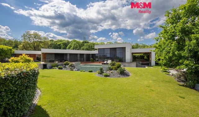 Pronájem domu 276 m² s pozemkem 3 217 m², Mostkovice, okres Prostějov