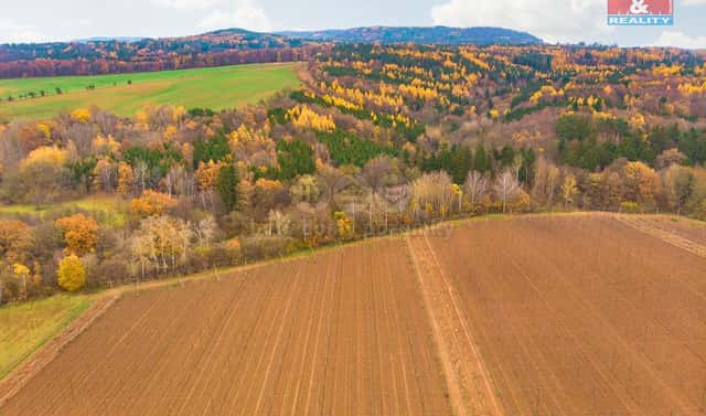 Prodej pozemku 5 249 m², Tuchořice, okres Louny