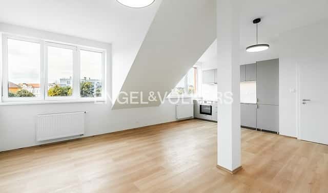 Pronájem bytu 3+kk 80 m², Vosmíkových, Praha 8 – Libeň