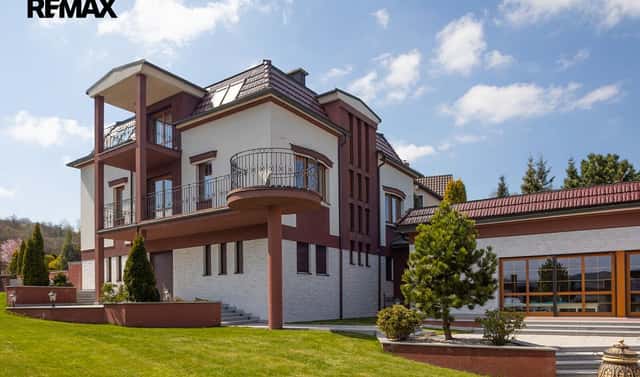 Prodej domu 435 m² s pozemkem 927 m², K Rohu, Jenišov – Pod Rohem, okres Karlovy Vary