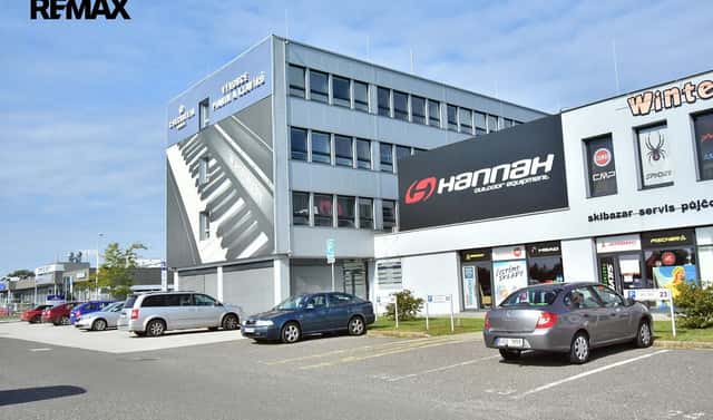 Pronájem kanceláře 36 m², Bratří Štefanů, Hradec Králové – Slezské Předměstí