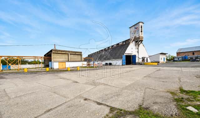 Prodej skladovacích prostor 6 697 m², Neratovická, Kostelec nad Labem, okres Mělník
